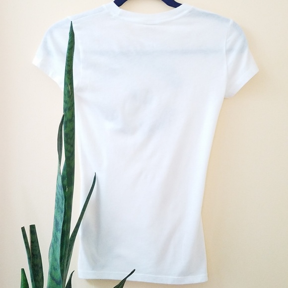 EUC Hollister CA White Embroidered T Shirt Sheer - Picture 4 of 4